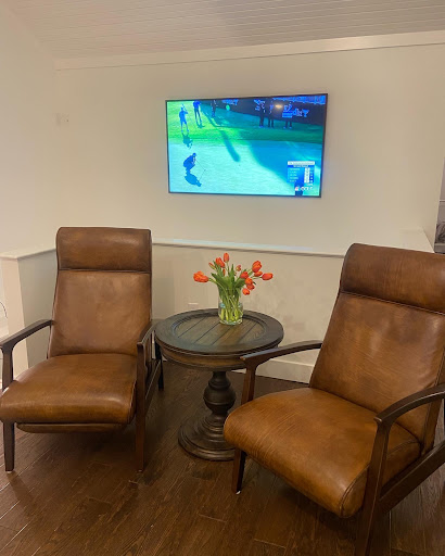 Bedroom Furniture Store «Thompson Furniture», reviews and photos, 2440 Central Ave, Columbus, IN 47201, USA