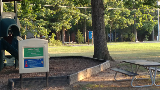 Conference Center «Lake of the Woods Community Center», reviews and photos, 110 Sweetbriar Park Rd, Locust Grove, VA 22508, USA