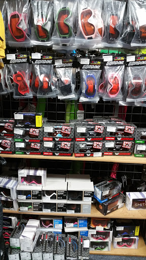 Sporting Goods Store «Play It Again Sports», reviews and photos, 15 S Main St, West Hartford, CT 06107, USA