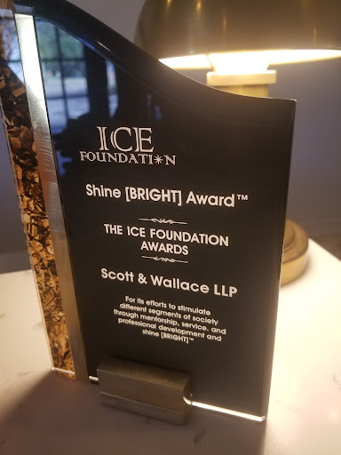 Attorney «Scott & Wallace, LLP», reviews and photos