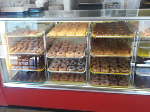 Donut Shop «Real Donuts», reviews and photos, 2100 E Lake Mead Blvd # C, North Las Vegas, NV 89030, USA