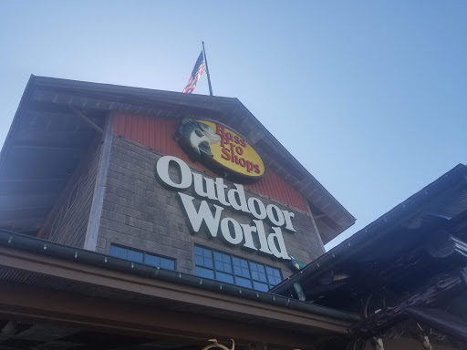 Sporting Goods Store «Bass Pro Shops», reviews and photos, 6425 Daniel Burnham Dr, Portage, IN 46368, USA