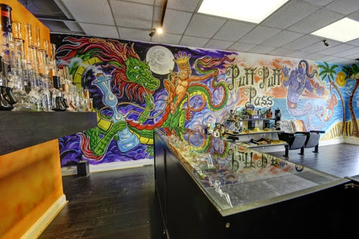 Tobacco Shop «Puff Puff Pass Smoke Shop», reviews and photos, 125 W Sunrise Blvd, Fort Lauderdale, FL 33311, USA
