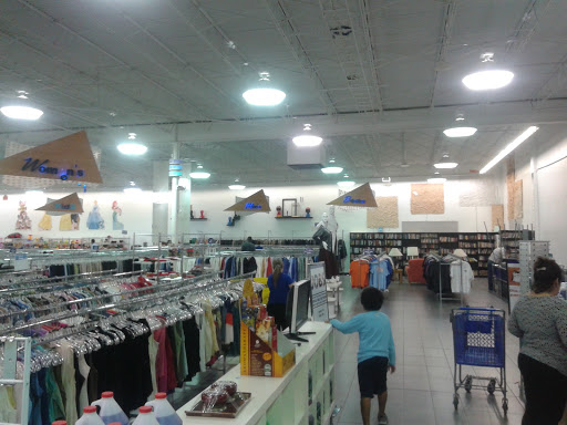Thrift Store «Goodwill Tamiami Superstore», reviews and photos