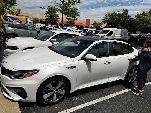 Kia Dealer «Ourisman Kia», reviews and photos, 4105 Auto Park Cir, Chantilly, VA 20151, USA