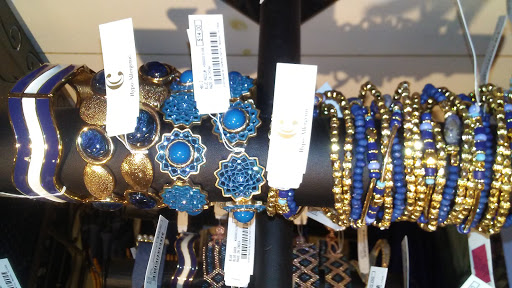 Outlet Mall «The Outlet Shops of Grand River», reviews and photos, 6200 Grand River Pkwy, Leeds, AL 35094, USA