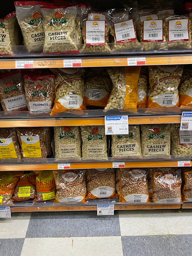 Grocery Store «Lotte Plaza Market - Baltimore», reviews and photos, 6600 Baltimore National Pike, Catonsville, MD 21228, USA