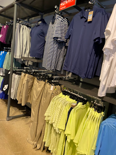 Clothing Store «Nike Factory Store», reviews and photos, 917 Lighthouse Pl, Michigan City, IN 46360, USA
