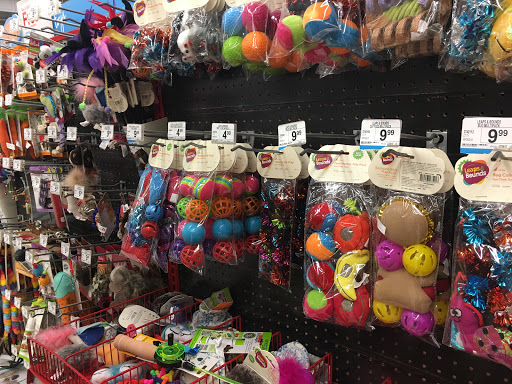Pet Supply Store «Petco Animal Supplies», reviews and photos, 10 Waterfront Pl, Port Chester, NY 10573, USA
