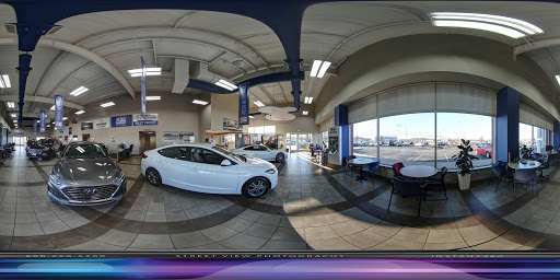 Hyundai Dealer «Crestmont Hyundai», reviews and photos, 2961 Center Rd, Brunswick, OH 44212, USA