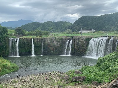 原尻の滝