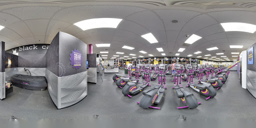 Gym «Planet Fitness», reviews and photos, 82 W 225th St, Bronx, NY 10463, USA