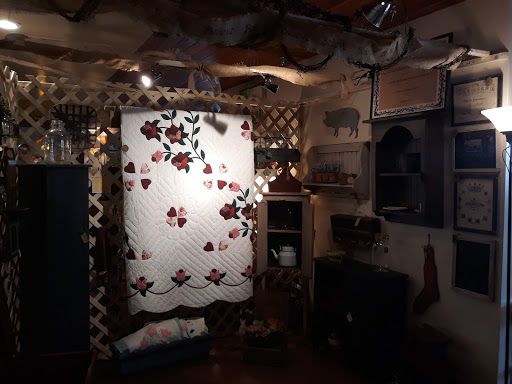 Consignment Shop «Gallery 265 Inc Resale Estate Furniture and Consignment», reviews and photos, 265 N US Hwy 17 92, Longwood, FL 32750, USA