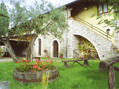 Agriturismo Il Vecchio Casale Via Foscari, 1, 83036 Mirabella Eclano AV, Italia