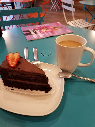 Bakery «Oui Desserts», reviews and photos, 3411 Kirby Dr, Houston, TX 77098, USA