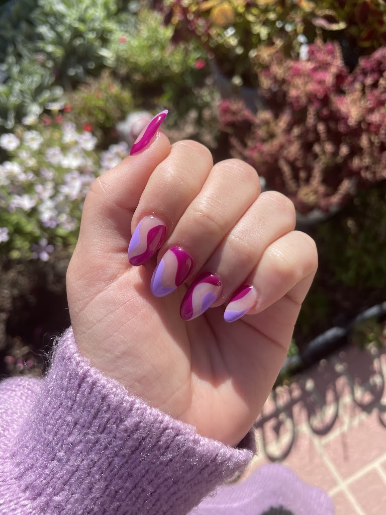 Illinois Nails 60073