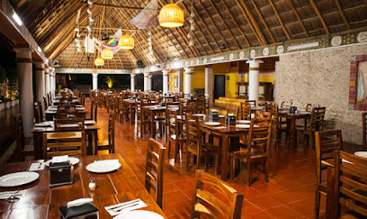 Restaurante Zamna - Parque de Los Cañones, C. 31 336, Centro, 97540 Izamal, Yuc., Mexico