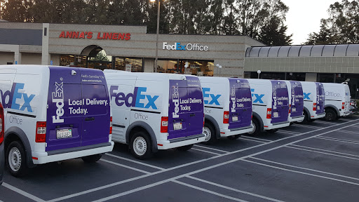 Print Shop «FedEx Office Print & Ship Center», reviews and photos, 31 Colma Blvd, Colma, CA 94014, USA