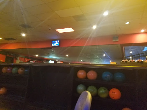 AMF Boulevard Lanes image