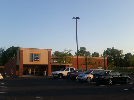 Supermarket «ALDI», reviews and photos, 1863 Silas Deane Hwy, Rocky Hill, CT 06067, USA