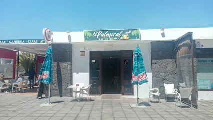 Bar Cafetería El Palmeral - Av. de las Palmeras, 9, 35508 Costa Teguise, Las Palmas, Spain