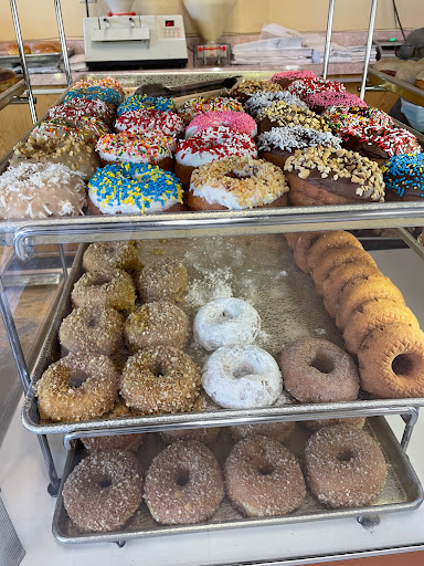 Donut Shop «Donut Den», reviews and photos, 1390 N McDowell Blvd J, Petaluma, CA 94954, USA