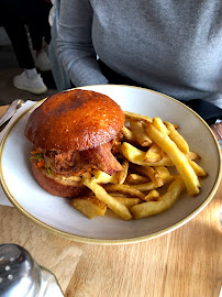 Sandwich au poulet du Restaurant Sunday In Soho à Paris - n°10