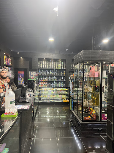 Vaporizer Store «ROCK N ROLL IT SMOKE SHOP AND VAPE SHOP», reviews and photos, 11750 Barker Cypress Rd, Cypress, TX 77433, USA