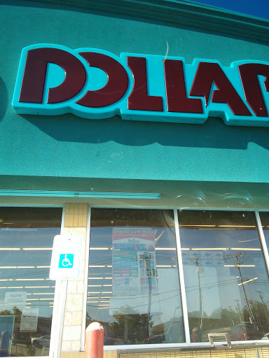 Dollar Store «FAMILY DOLLAR», reviews and photos, 2806 NE Green Oaks Blvd, Grand Prairie, TX 75050, USA