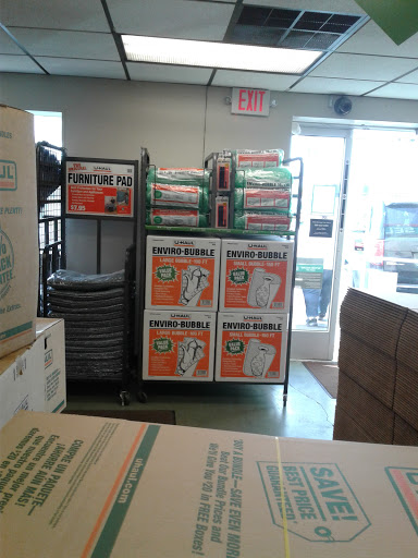 Truck Rental Agency «U-Haul Moving & Storage at 10 Mile & Groesbeck Hwy», reviews and photos, 24875 Groesbeck Hwy, Warren, MI 48089, USA