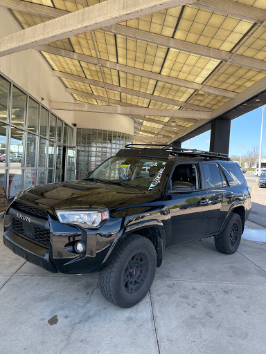 Toyota Dealer «Walker Toyota», reviews and photos, 8457 N Springboro Pike, Miamisburg, OH 45342, USA