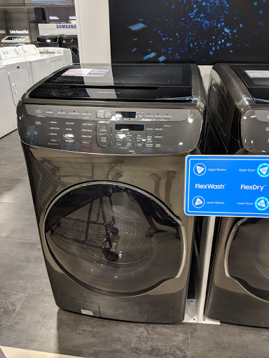 Electronics Store «Best Buy», reviews and photos, 1615 38th St S, Fargo, ND 58103, USA