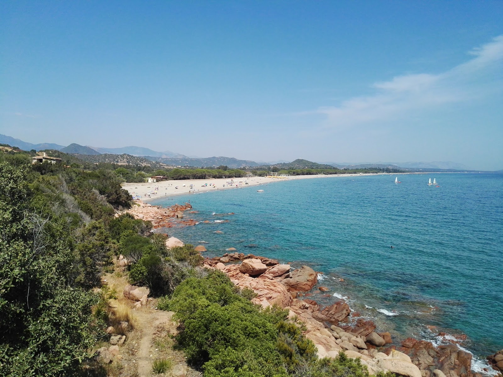 Foto de Spiaggia di Perd'e Pera
 con arena beige superficie