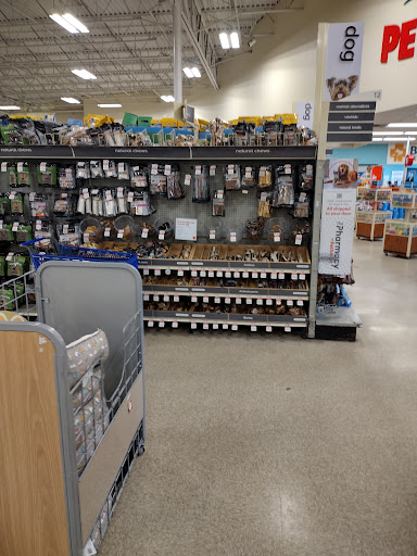 Pet Supply Store «PetSmart», reviews and photos, 5418 E 41st St, Tulsa, OK 74135, USA
