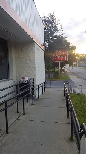 Dollar Store «FAMILY DOLLAR», reviews and photos, 540 W Brevard St, Tallahassee, FL 32301, USA