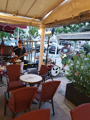 Café des Palmiers à Nyons