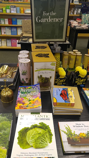 Book Store «Barnes & Noble Oxford Valley», reviews and photos, 210 Commerce Blvd, Fairless Hills, PA 19030, USA