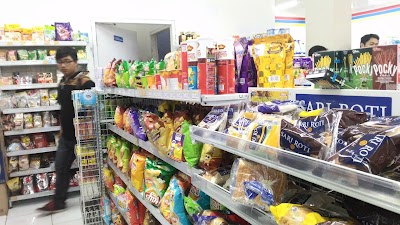 Photos of Indomaret Tukad Yeh Aya