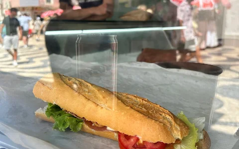 Pop Sandwich image