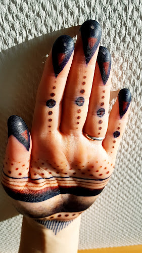 Thengua Henna art by Thea - Tattoostudio