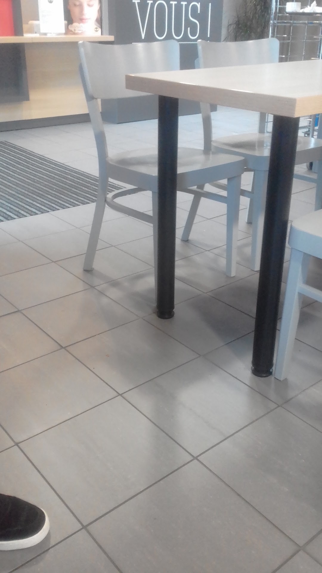 Photo n° 1 de l'avis de OVER.A fait le 16/05/2018 à 06:50