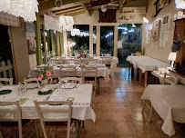 Atmosphère du Restaurant Auberge La Table Paysanne à Robion - n°3