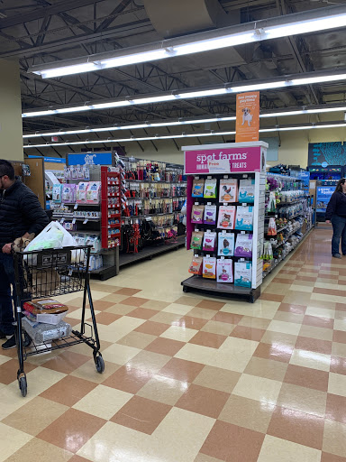 Pet Supply Store «Petco Animal Supplies», reviews and photos, 4030 N MacArthur Blvd #200, Irving, TX 75038, USA