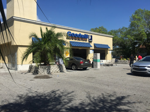 Thrift Store «Goodwill Retail & Donation Center», reviews and photos