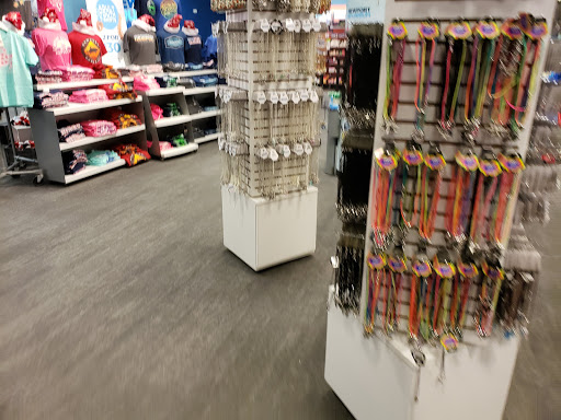 Shopping Mall «Newport on the Levee», reviews and photos, 1 Levee Way, Newport, KY 41071, USA