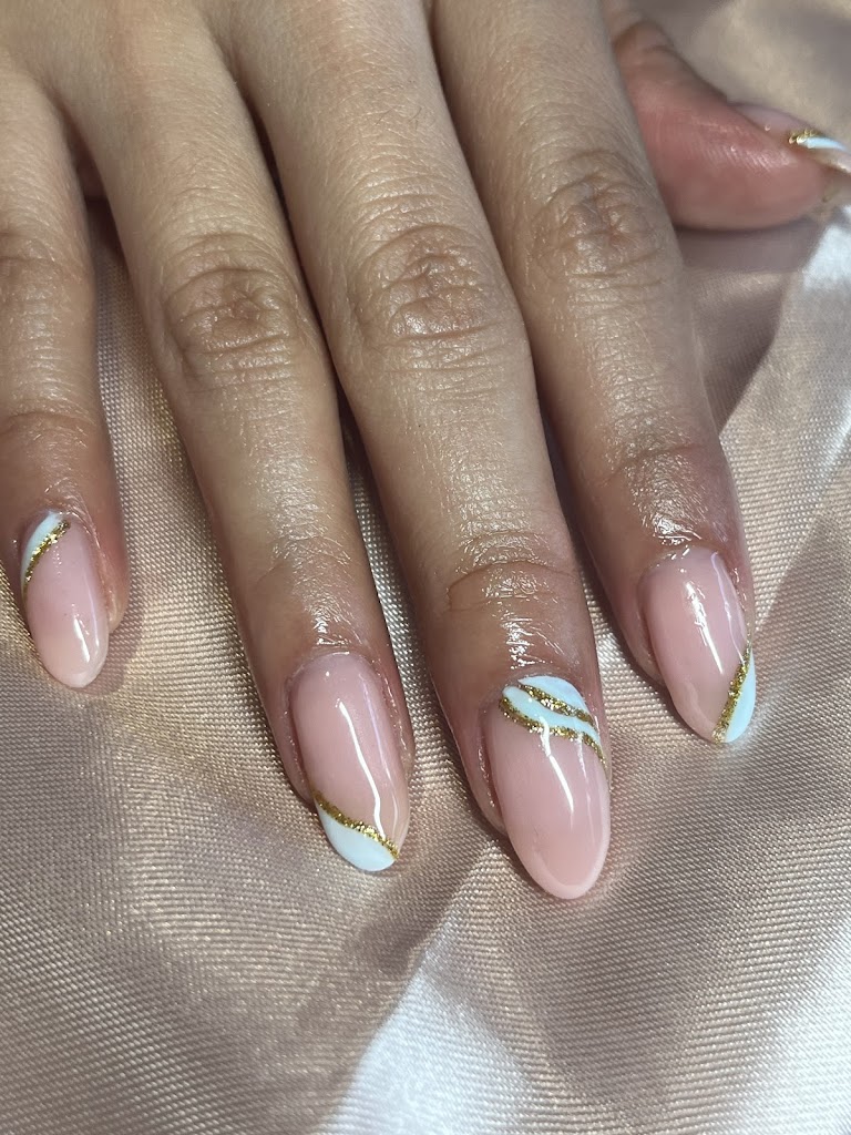 Posh Pink Nail Boutique 28457