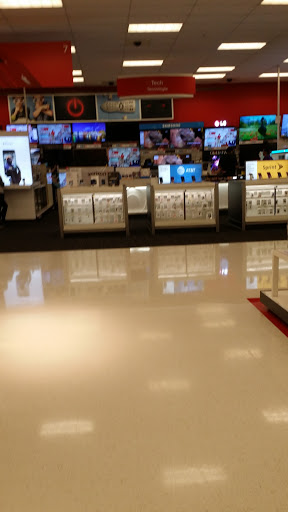 Shopping Mall «Bronx Terminal Market», reviews and photos, 610 Exterior Street, Bronx, NY 10451, USA