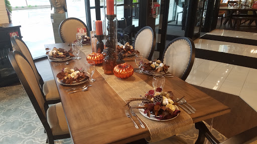 Furniture Store «Art Van Furniture - Glendale Heights», reviews and photos, 125 W Army Trail Rd, Glendale Heights, IL 60139, USA