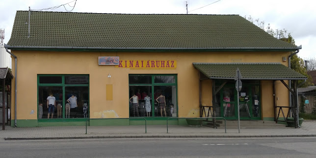 Kínai Áruház Ruhaüzlet