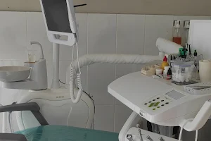 Stasiun medical center (dokter umum, dokter gigi, bidan) Arjawinangun image